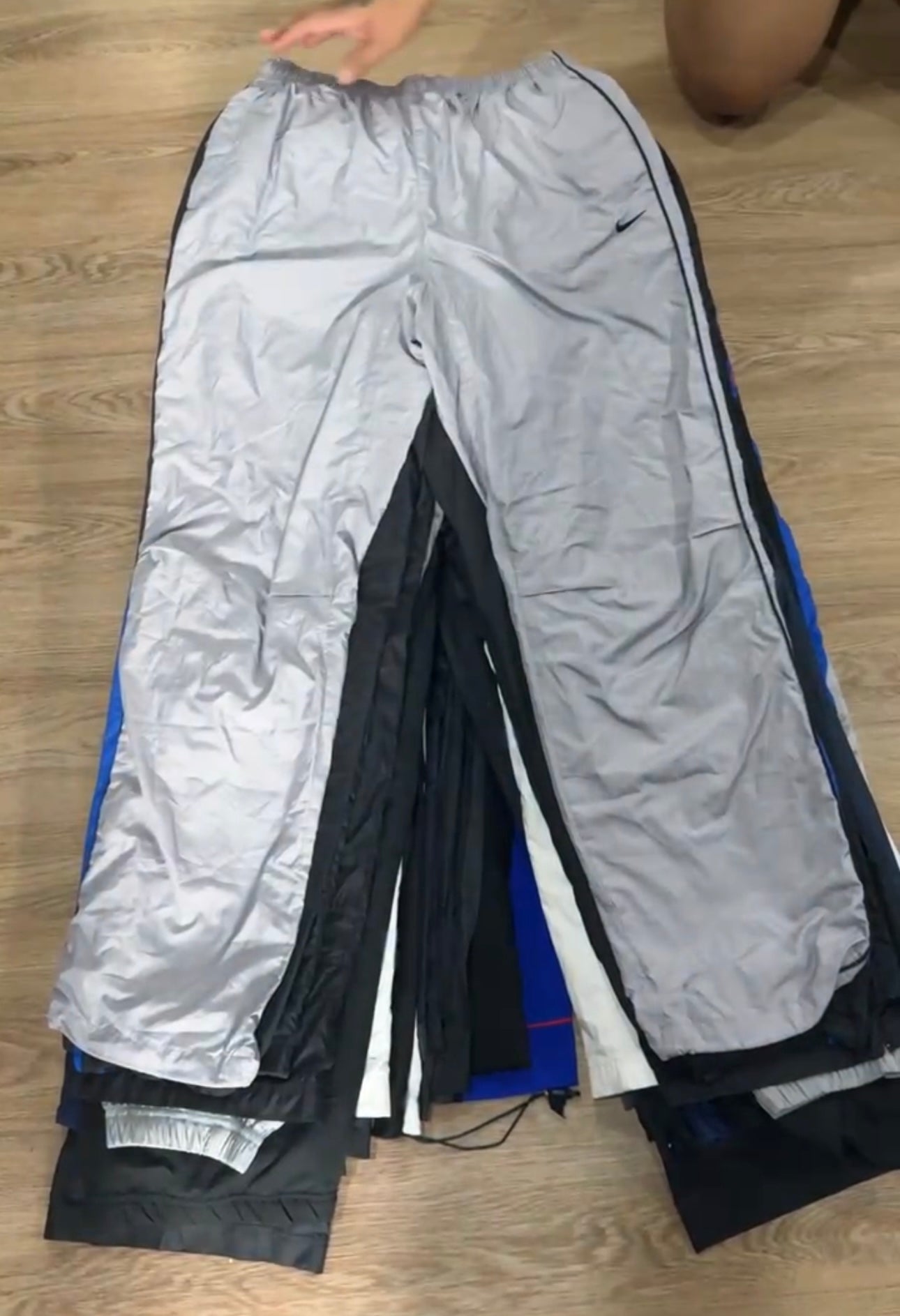 x50 NIKE TRACK PANTS